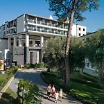 Seven Seas Life 5* كمر