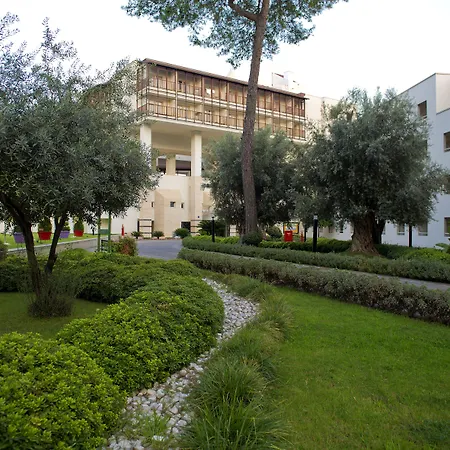 Hotel Seven Seas Life