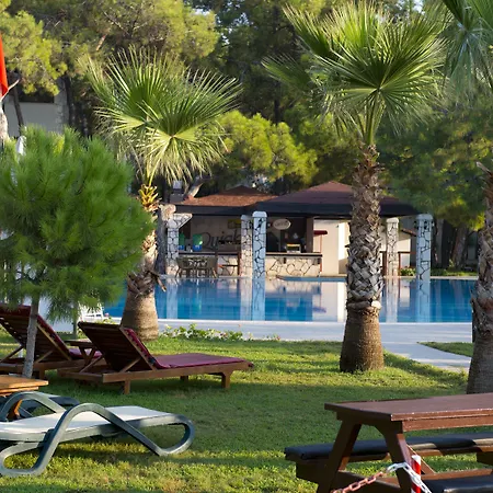 Seven Seas Life Hotel