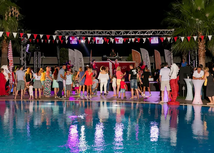 Seven Seas Life מלון 5*