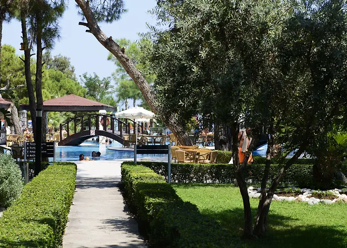 מלון Seven Seas Life קמר