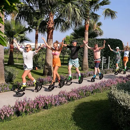 Seven Seas Life Отель